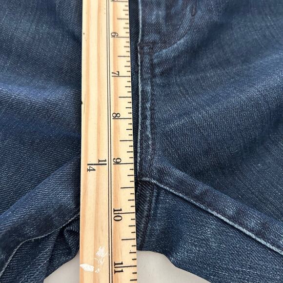 Chicos Platinum Denim Jeans SZ0 Short Classic Style Easy Wear - Picture 9 of 9